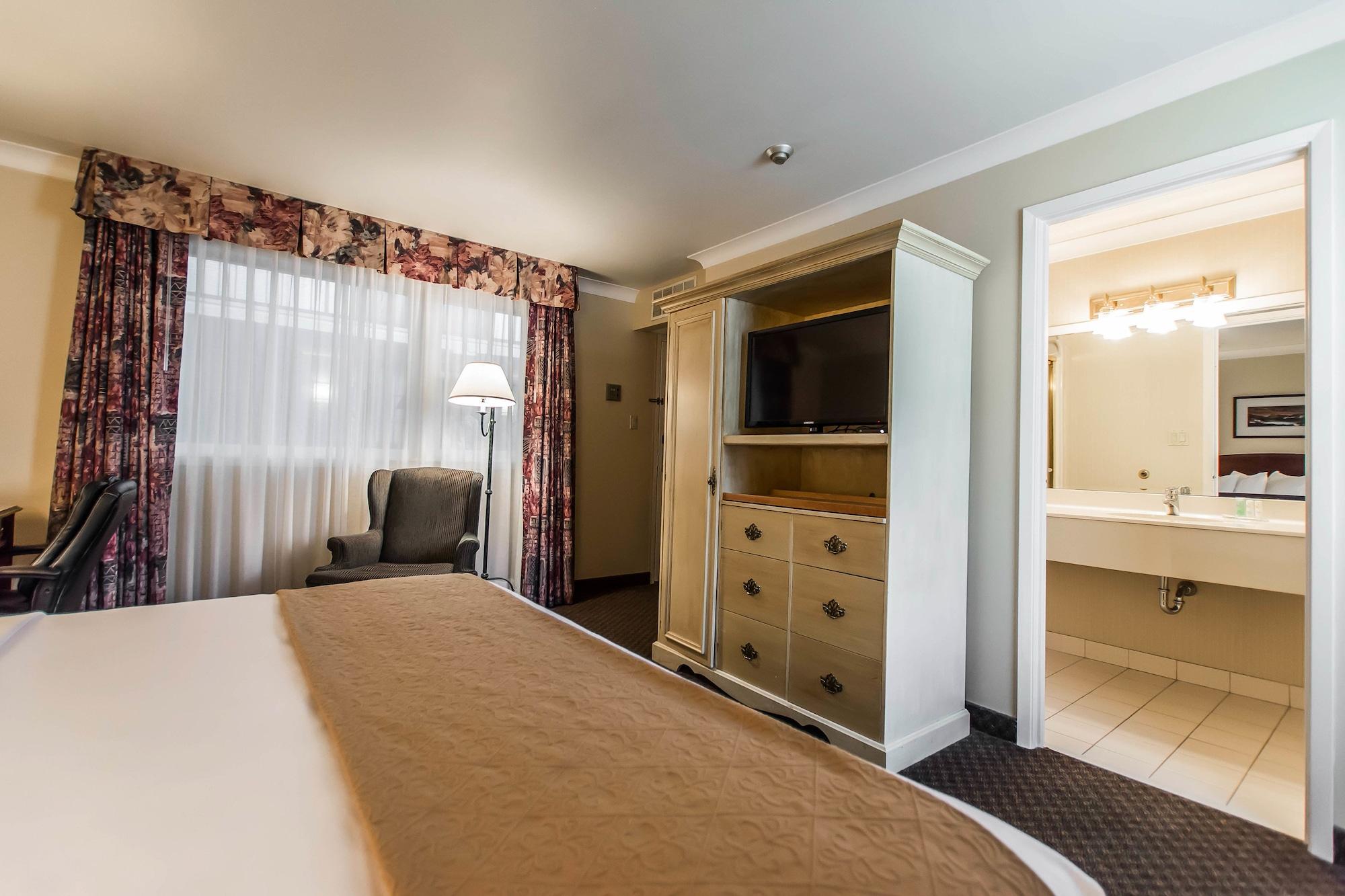 Quality Inn & Suites Garden Of The Gulf Summerside Esterno foto