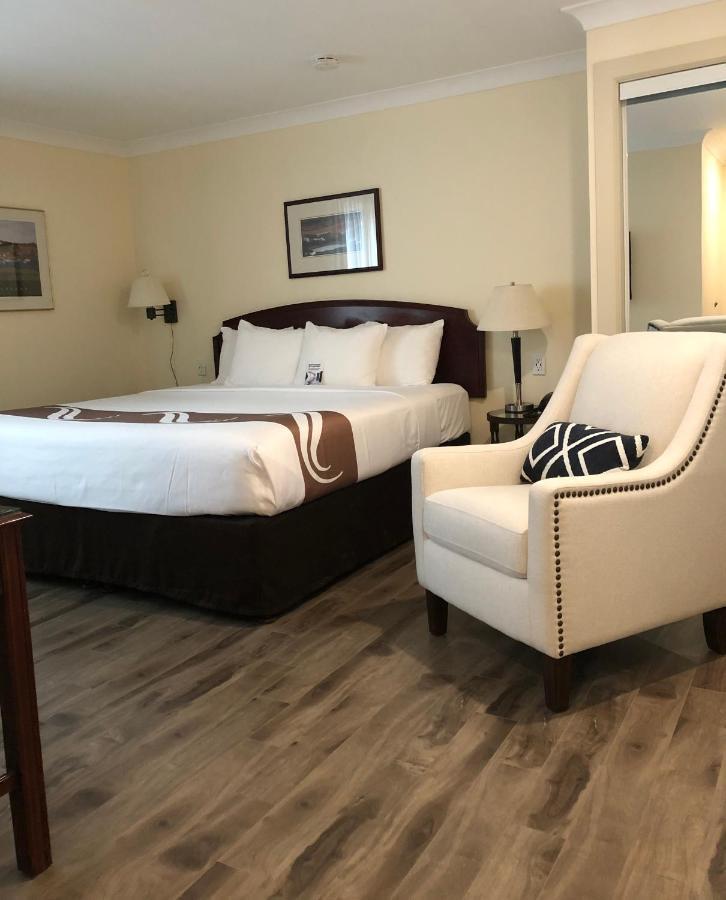 Quality Inn & Suites Garden Of The Gulf Summerside Esterno foto