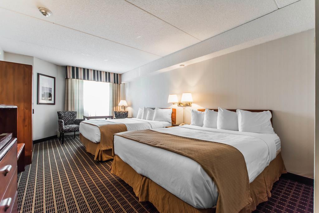 Quality Inn & Suites Garden Of The Gulf Summerside Esterno foto