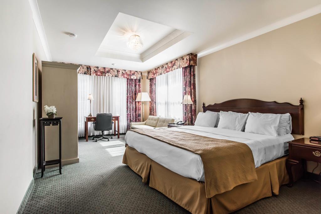 Quality Inn & Suites Garden Of The Gulf Summerside Esterno foto