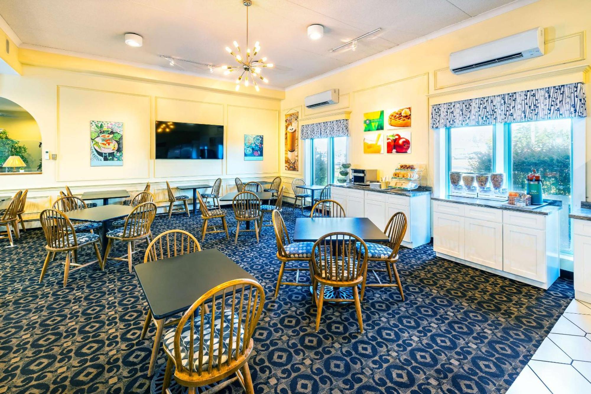 Quality Inn & Suites Garden Of The Gulf Summerside Esterno foto