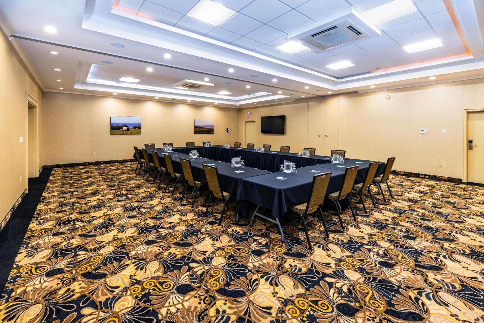 Quality Inn & Suites Garden Of The Gulf Summerside Esterno foto