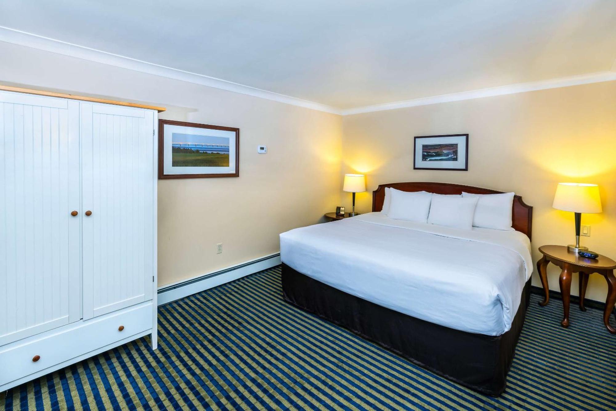Quality Inn & Suites Garden Of The Gulf Summerside Esterno foto