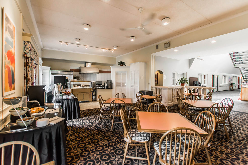 Quality Inn & Suites Garden Of The Gulf Summerside Esterno foto